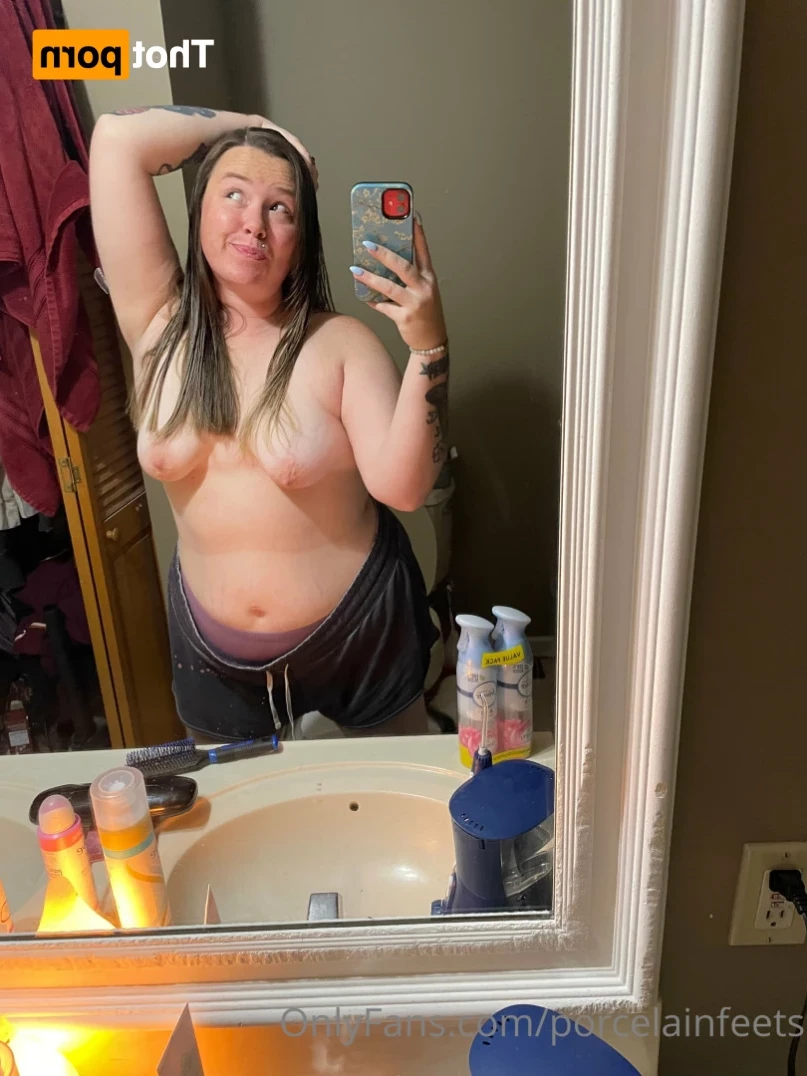 Porcelain Goddess [ porcelainfeets ] Onlyfans leaked photo 16076871 on Hotleaks.tv