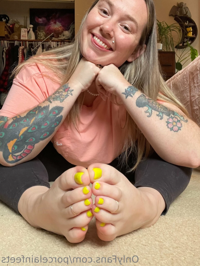 Porcelain Goddess [ porcelainfeets ] Onlyfans leaked photo 16177357 on Hotleaks.tv