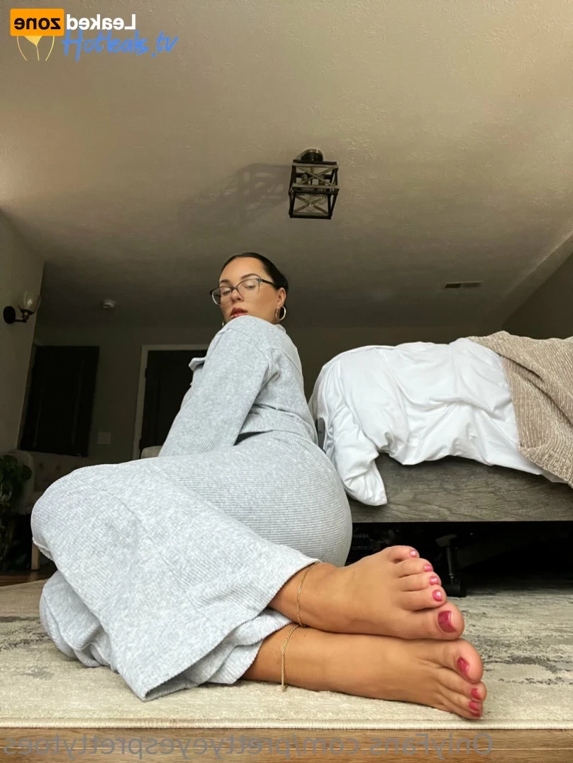 pretty everything✨ [ prettyeyesprettytoes ] Onlyfans leaked photo 16095280 on Hotleaks.tv
