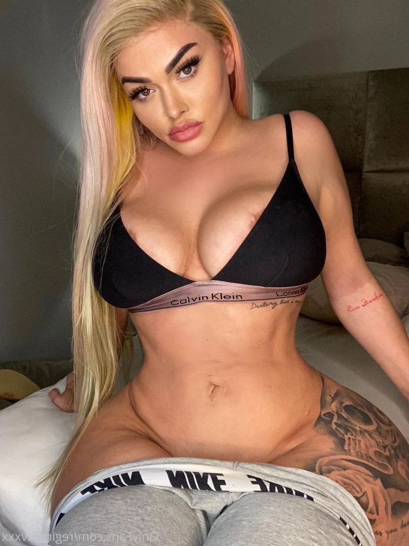 Emily Regina 🦄 READ MY BIO [ reginaluvxxx ] Onlyfans leaked photo 3754318 on Hotleaks.tv