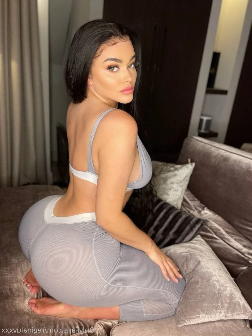 Emily Regina 🦄 READ MY BIO [ reginaluvxxx ] Onlyfans leaked photo 3763868 on Hotleaks.tv