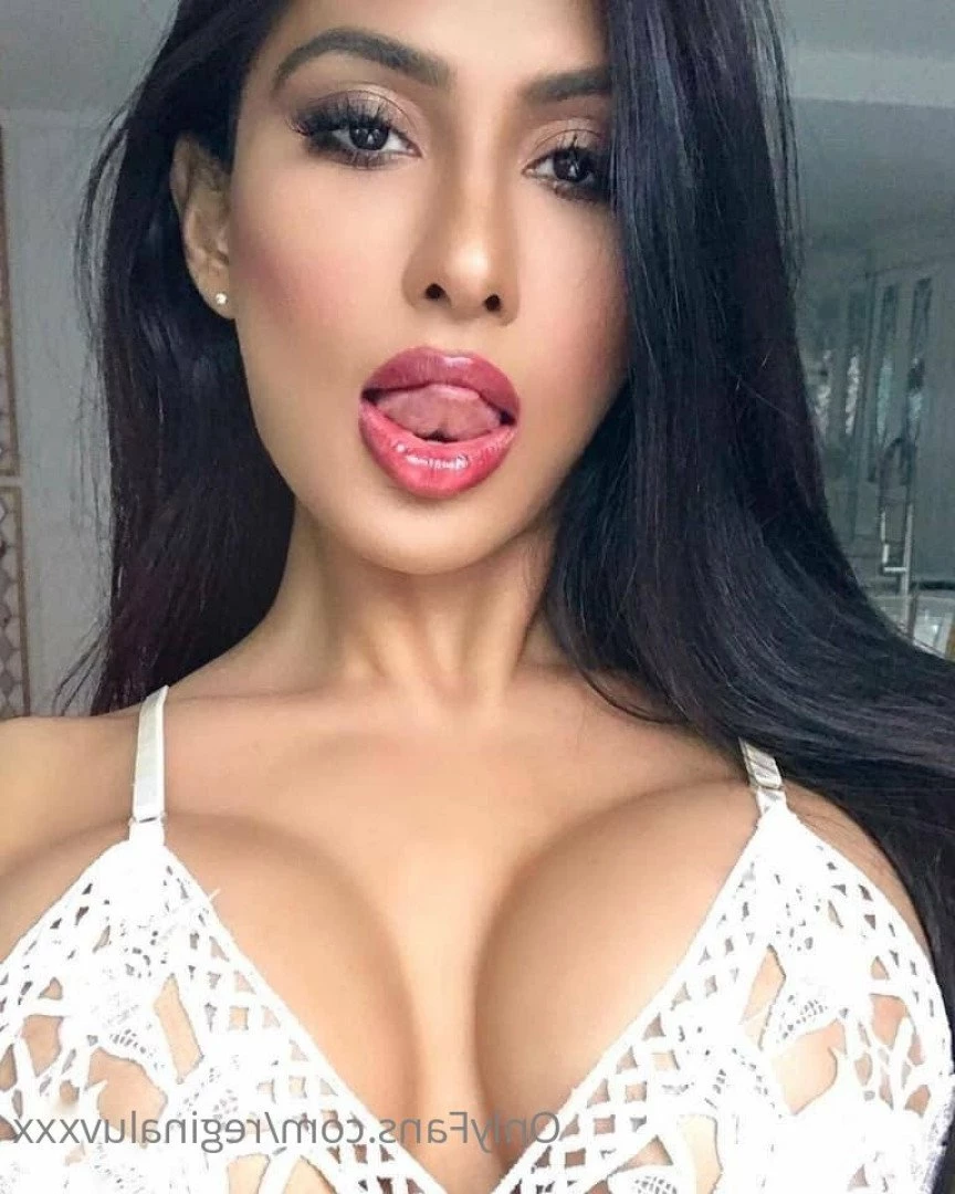 Emily Regina 🦄 READ MY BIO [ reginaluvxxx ] Onlyfans leaked photo 3778200 on Hotleaks.tv
