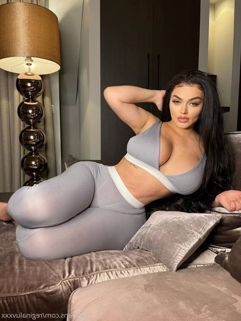 Emily Regina 🦄 READ MY BIO [ reginaluvxxx ] Onlyfans leaked photo 3788185 on Hotleaks.tv