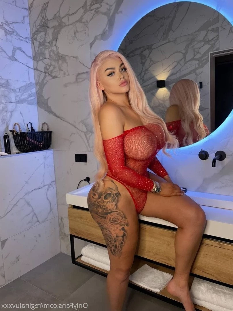 Emily Regina 🦄 READ MY BIO [ reginaluvxxx ] Onlyfans leaked photo 3794513 on Hotleaks.tv