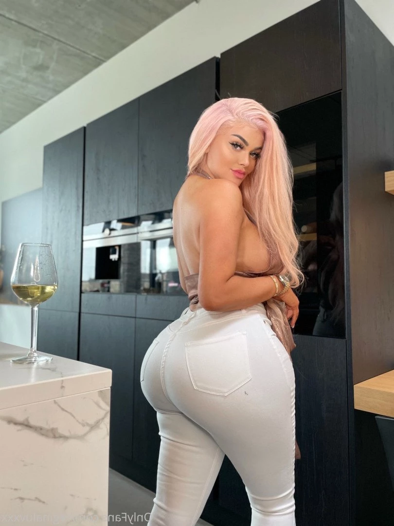 Emily Regina 🦄 READ MY BIO [ reginaluvxxx ] Onlyfans leaked photo 3799081 on Hotleaks.tv