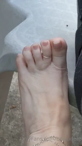15946737