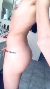 15738064