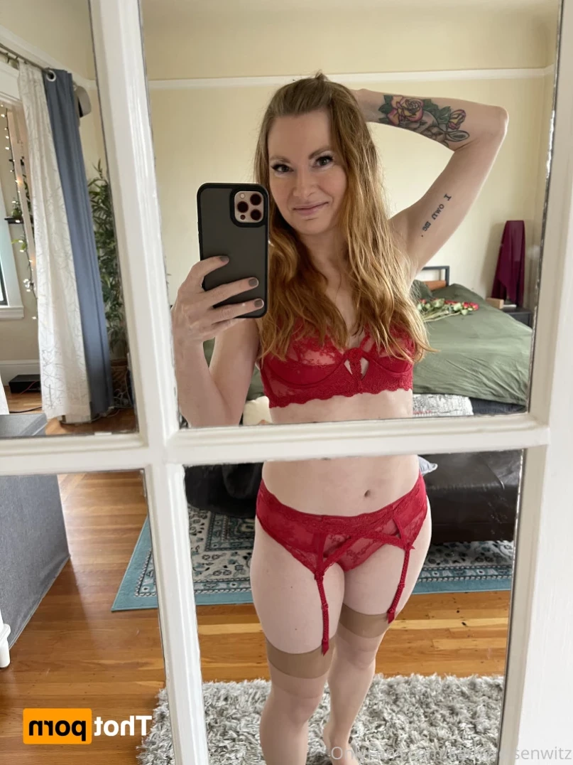 Cathy Reisenwitz 🏗🌐🥑 [ cathyreisenwitz ] Onlyfans leaked photo 15088173 on Hotleaks.tv