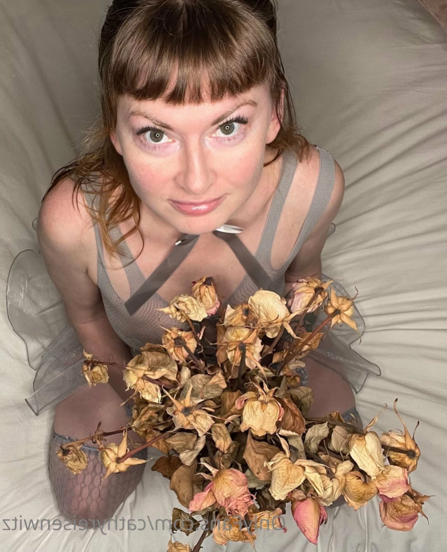 Cathy Reisenwitz 🏗🌐🥑 [ cathyreisenwitz ] Onlyfans leaked photo 15859474 on Hotleaks.tv