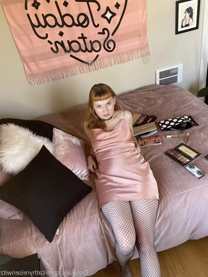 Cathy Reisenwitz 🏗🌐🥑 [ cathyreisenwitz ] Onlyfans leaked photo 16137799 on Hotleaks.tv