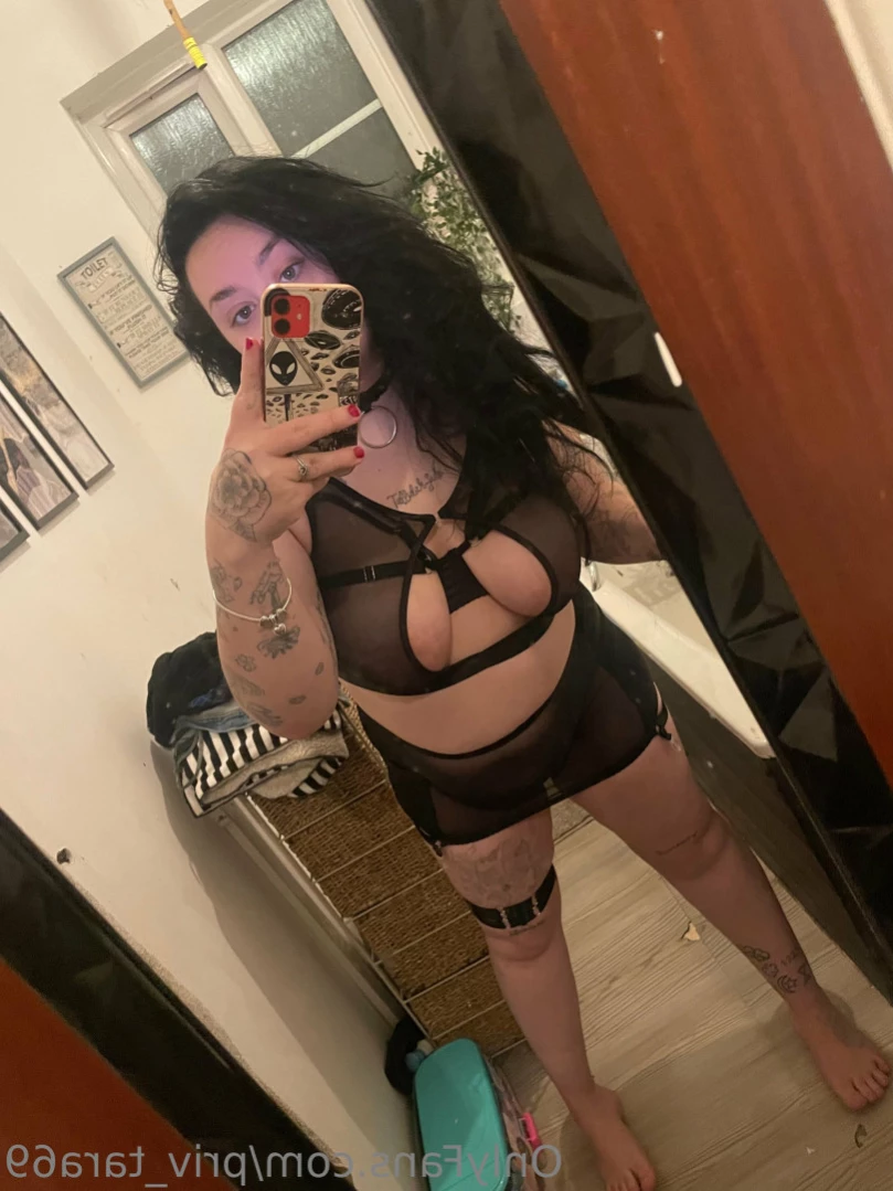 Tara [ priv_tara69 ] Onlyfans leaked photo 12632417 on Hotleaks.tv