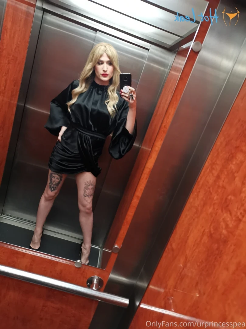 Mummy - Hung British TS [ urprincesspea ] Onlyfans leaked photo 11986343 on Hotleaks.tv