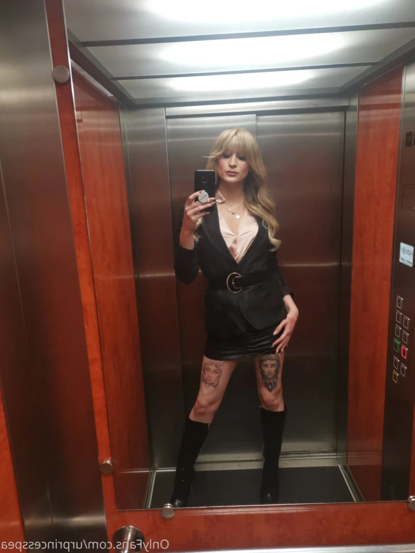 Mummy - Hung British TS [ urprincesspea ] Onlyfans leaked photo 13194089 on Hotleaks.tv