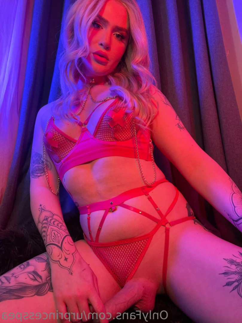 Mummy - Hung British TS [ urprincesspea ] Onlyfans leaked photo 13306723 on Hotleaks.tv