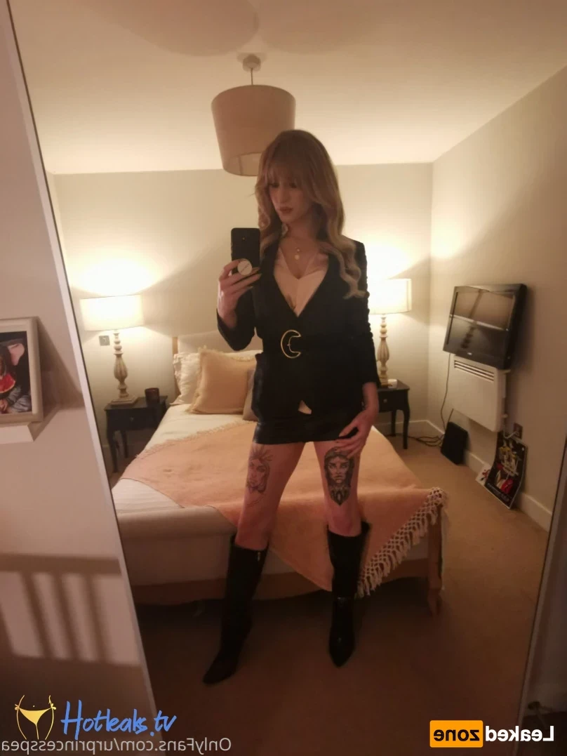 Mummy - Hung British TS [ urprincesspea ] Onlyfans leaked photo 13921395 on Hotleaks.tv