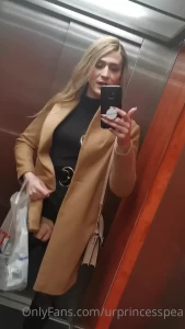 Mummy - Hung British TS [ urprincesspea ] Onlyfans leaked video 16451653 on Hotleaks.tv