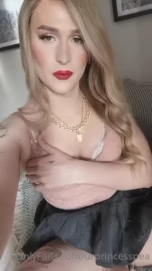 Mummy - Hung British TS [ urprincesspea ] Onlyfans leaked video 16451697 on Hotleaks.tv