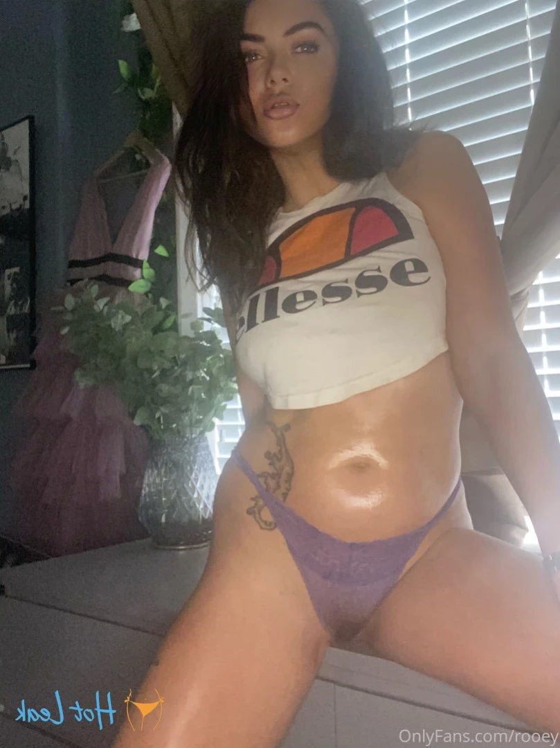 Rooeylingus / Miss Roo Oxley [ rooey ] Onlyfans leaked photo 14168639 on Hotleaks.tv
