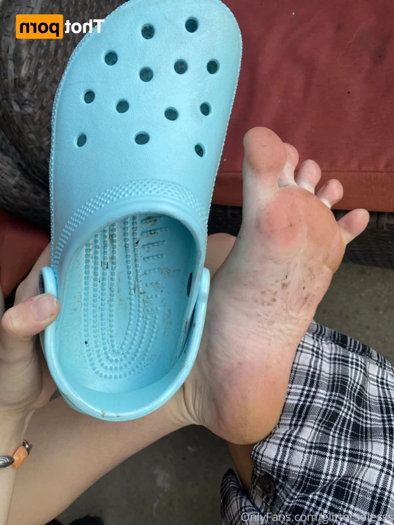 Glitter Soles [ glittersolesss ] Onlyfans leaked photo 10899763 on Hotleaks.tv