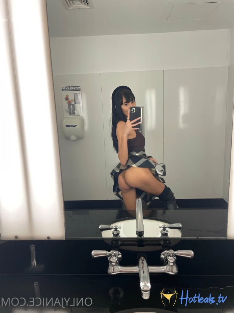 janice griffith [ rejaniced ] Onlyfans leaked photo 14660200 on Hotleaks.tv