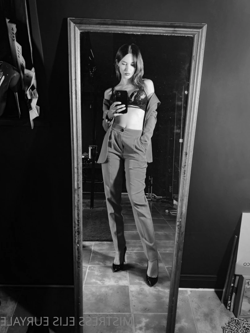 Mistress Elis Euryale [ ms_euryale ] Onlyfans leaked photo 13928763 on Hotleaks.tv