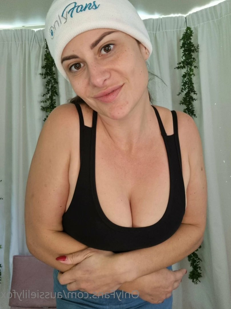 Aussie Lily Fox Perth [ aussielilyfox ] Onlyfans leaked photo 16147890 on Hotleaks.tv