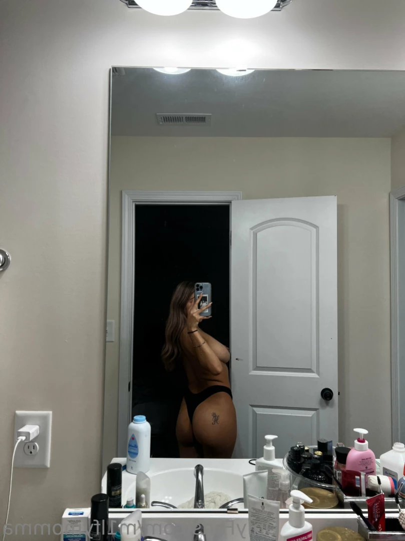 babymomma💋 [ hootmamii ] Onlyfans leaked photo 15791459 on Hotleaks.tv
