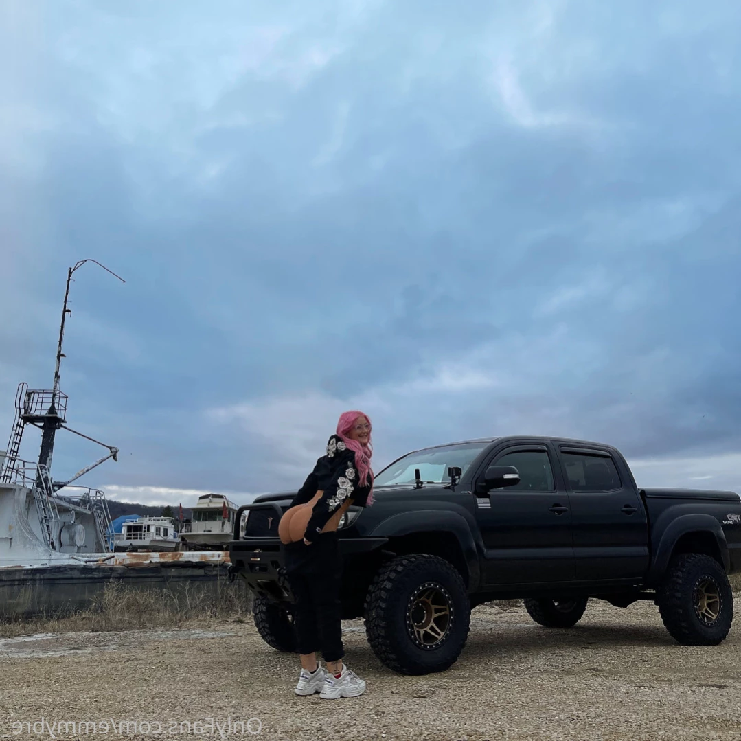 Emmy Bre [ emmybre_ ] Onlyfans leaked photo 13705116 on Hotleaks.tv
