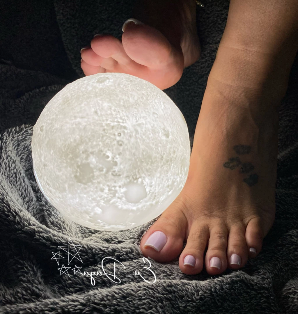 Tamtaum [ tamtaumfeet ] Onlyfans leaked photo 13642119 on Hotleaks.tv