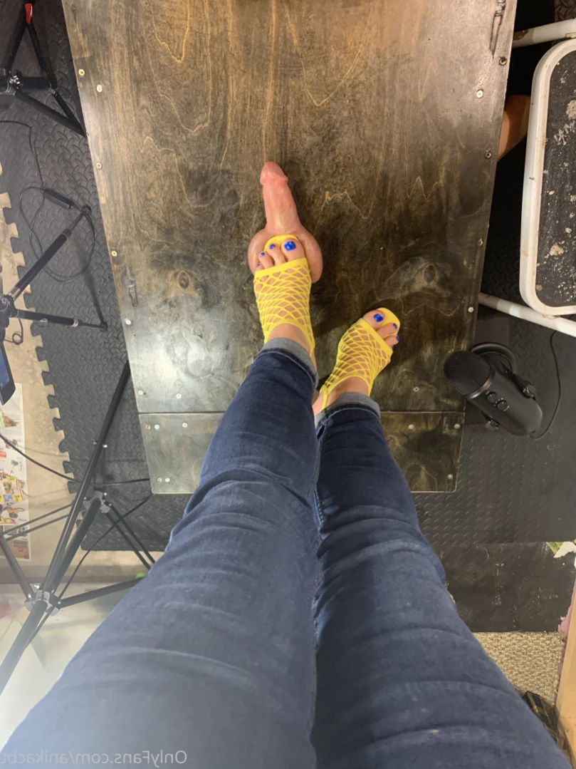 Cock &amp; Ball Trampling Girls [ cbtrampling ] Onlyfans leaked photo 14014595 on Hotleaks.tv