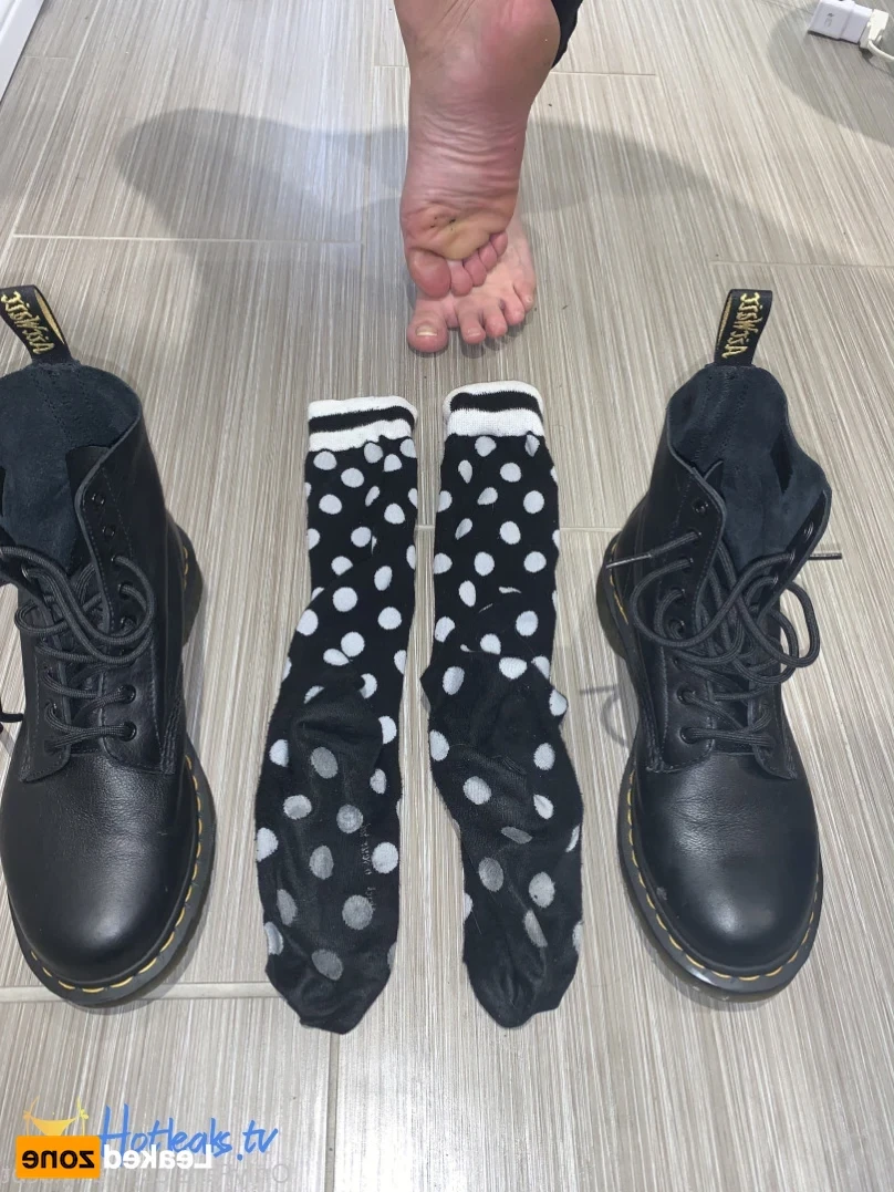 Cock &amp; Ball Trampling Girls [ cbtrampling ] Onlyfans leaked photo 15927030 on Hotleaks.tv