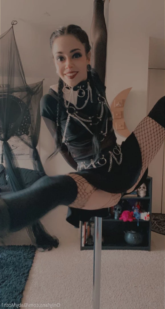 BabyMoth [ babymoth1 ] Onlyfans leaked photo 15715224 on Hotleaks.tv