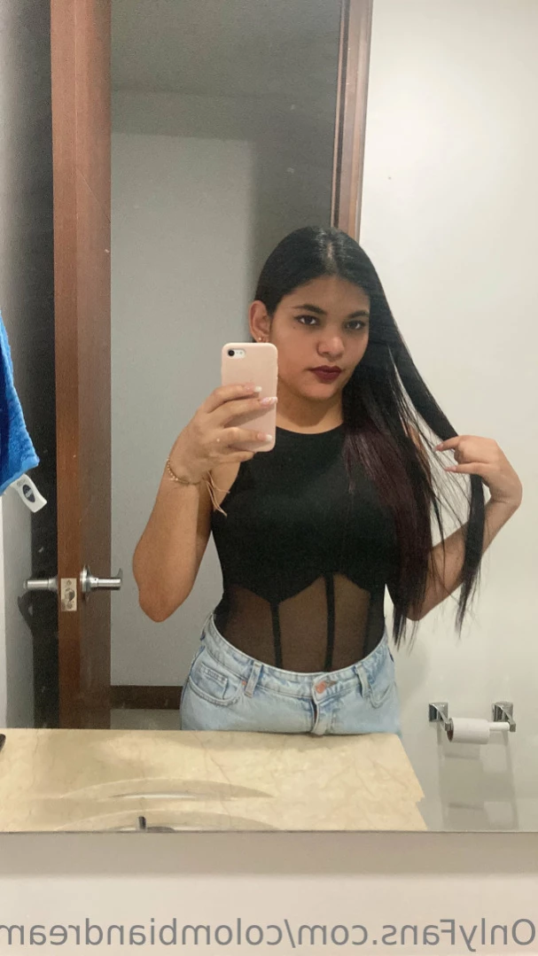 Valentina [ colombiandreamgirl18 ] Onlyfans leaked photo 12854108 on Hotleaks.tv