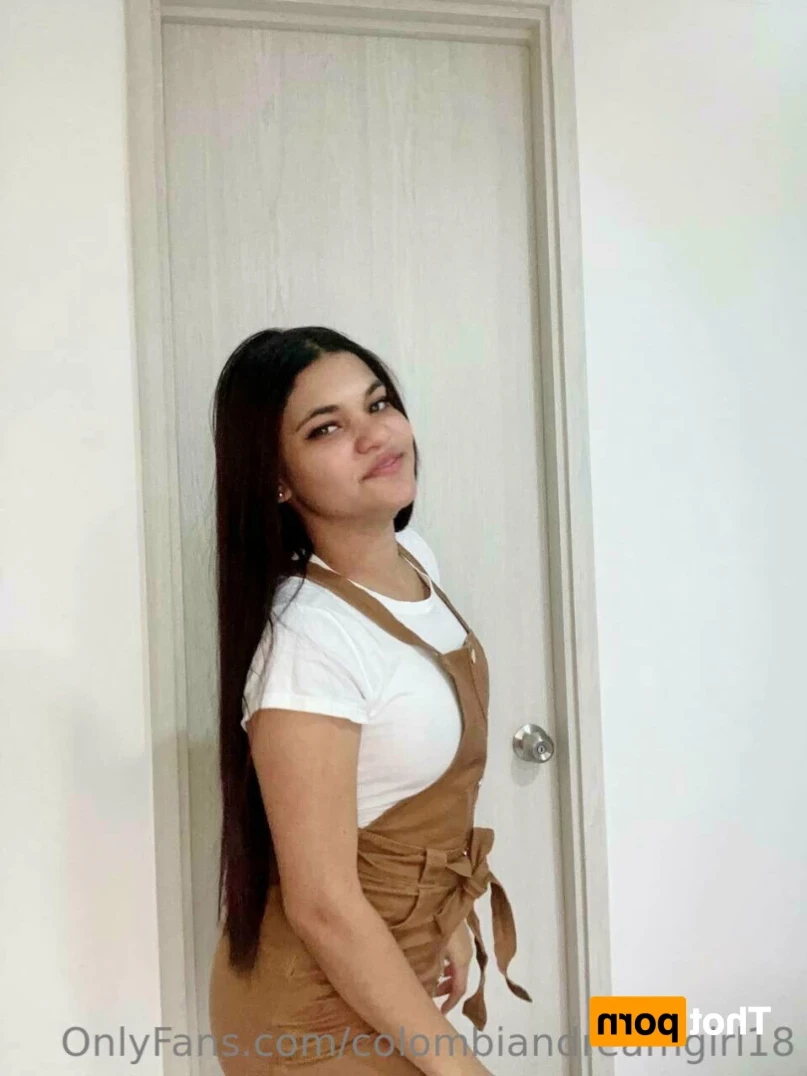 Valentina [ colombiandreamgirl18 ] Onlyfans leaked photo 14172237 on Hotleaks.tv