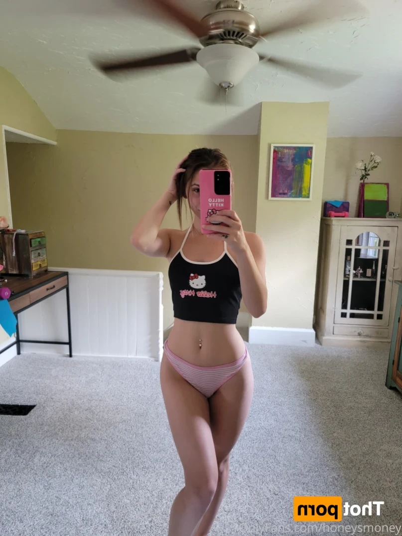 Princess ♡ Honey [ honeysmoney ] Onlyfans leaked photo 12089794 on Hotleaks.tv