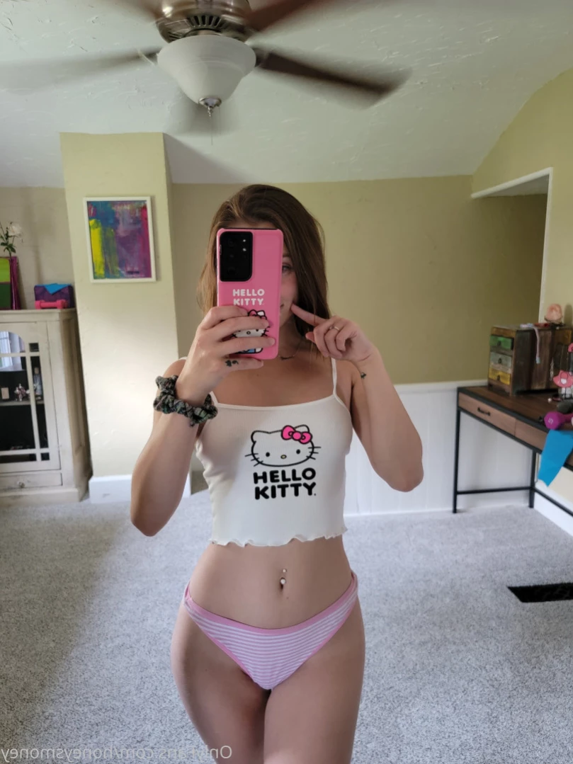 Princess ♡ Honey [ honeysmoney ] Onlyfans leaked photo 13396952 on Hotleaks.tv