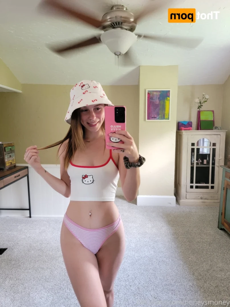 Princess ♡ Honey [ honeysmoney ] Onlyfans leaked photo 16233434 on Hotleaks.tv