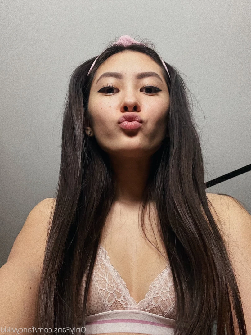 Vixivik [ fancyvikki ] Onlyfans leaked photo 12418800 on Hotleaks.tv