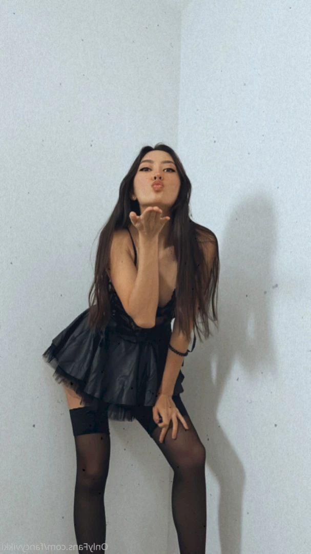 Vixivik [ fancyvikki ] Onlyfans leaked photo 12420716 on Hotleaks.tv
