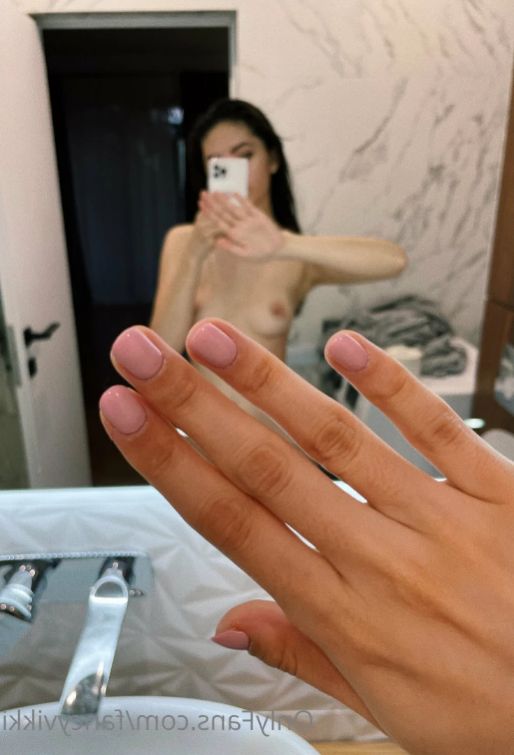 Vixivik [ fancyvikki ] Onlyfans leaked photo 12604412 on Hotleaks.tv