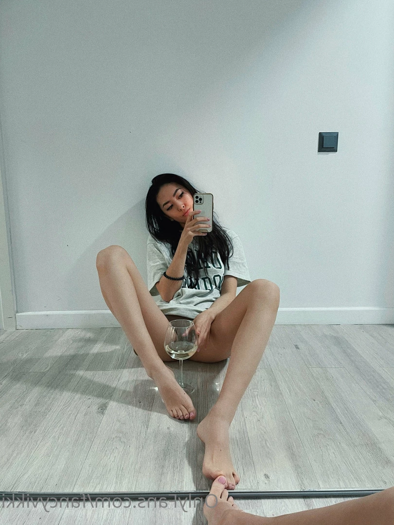 Vixivik [ fancyvikki ] Onlyfans leaked photo 13921681 on Hotleaks.tv