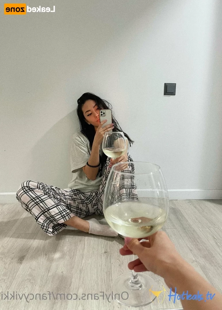 Vixivik [ fancyvikki ] Onlyfans leaked photo 13921765 on Hotleaks.tv