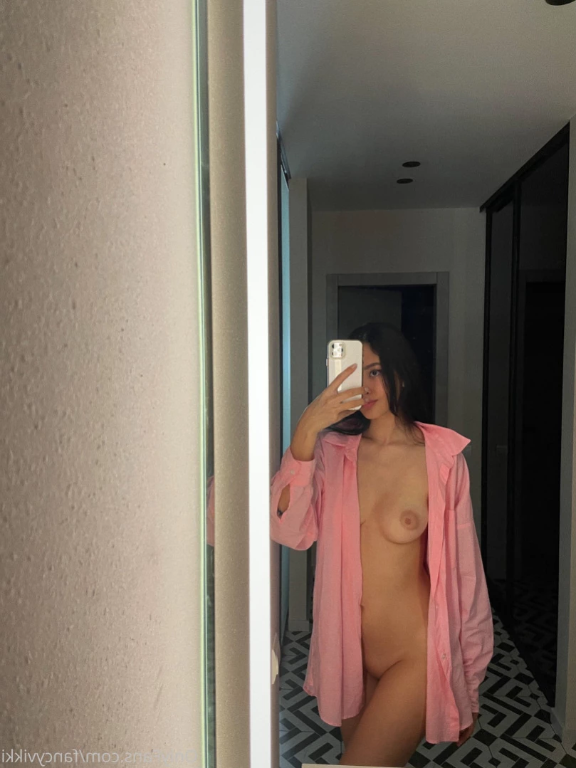 Vixivik [ fancyvikki ] Onlyfans leaked photo 14086839 on Hotleaks.tv