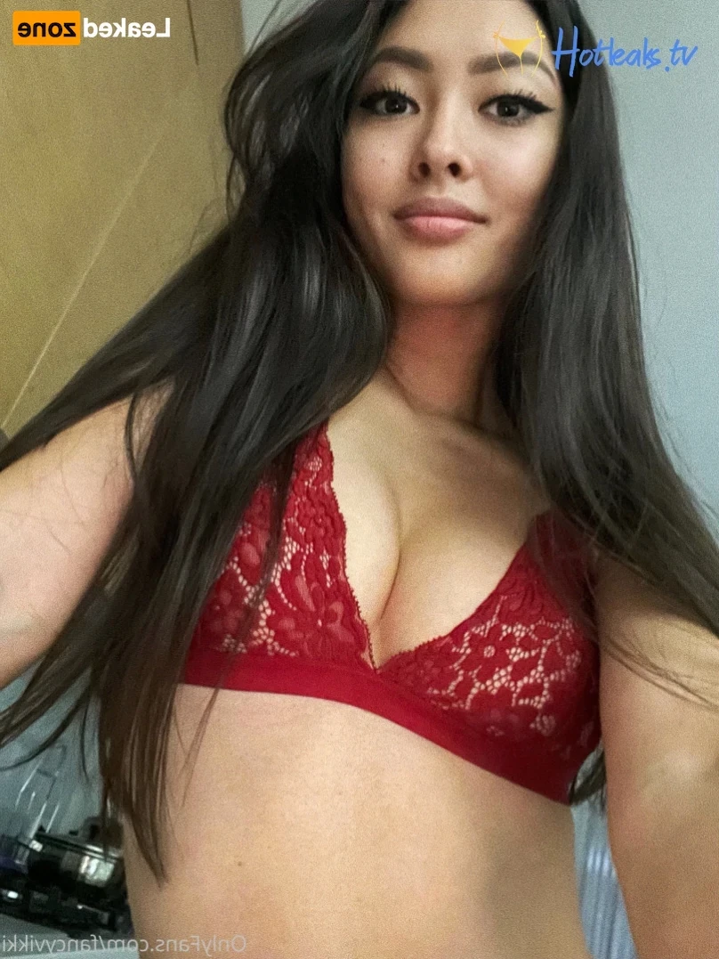 Vixivik [ fancyvikki ] Onlyfans leaked photo 15995965 on Hotleaks.tv