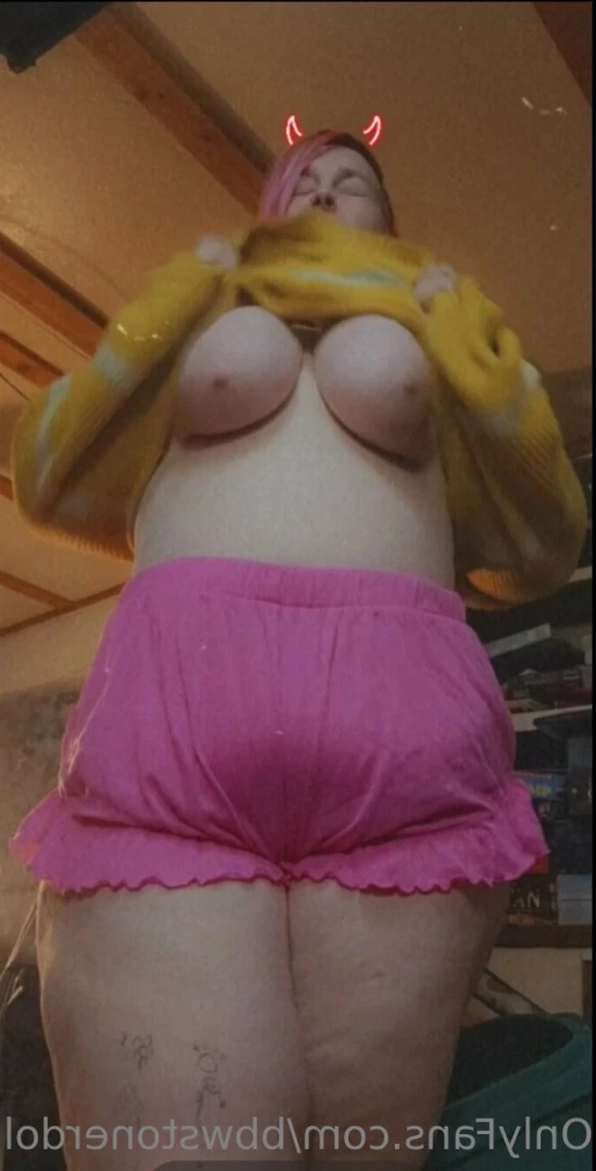 lilbbwstoner Onlyfans leaked photo 12363619 on Hotleaks.tv