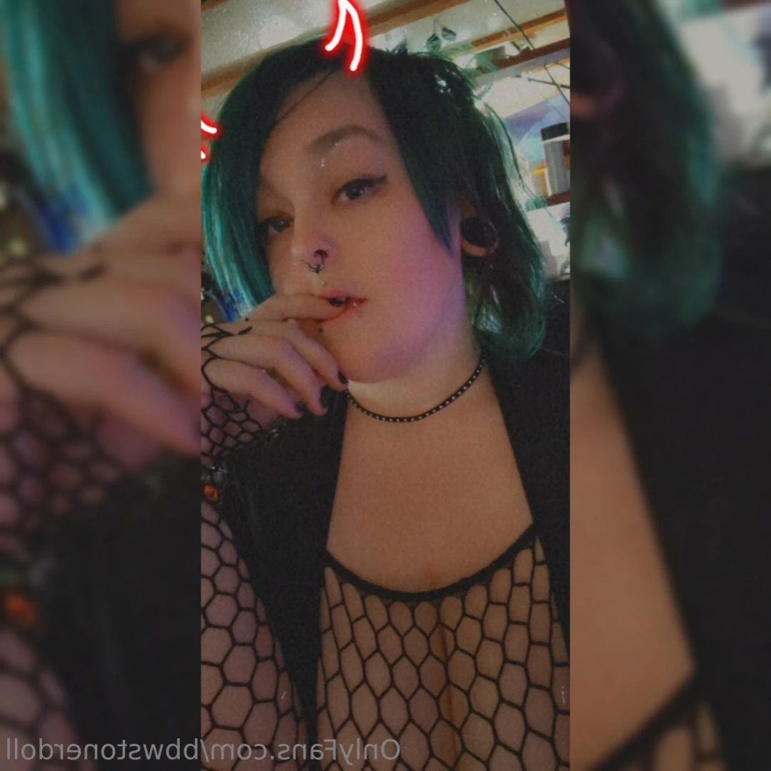 lilbbwstoner Onlyfans leaked photo 15852227 on Hotleaks.tv