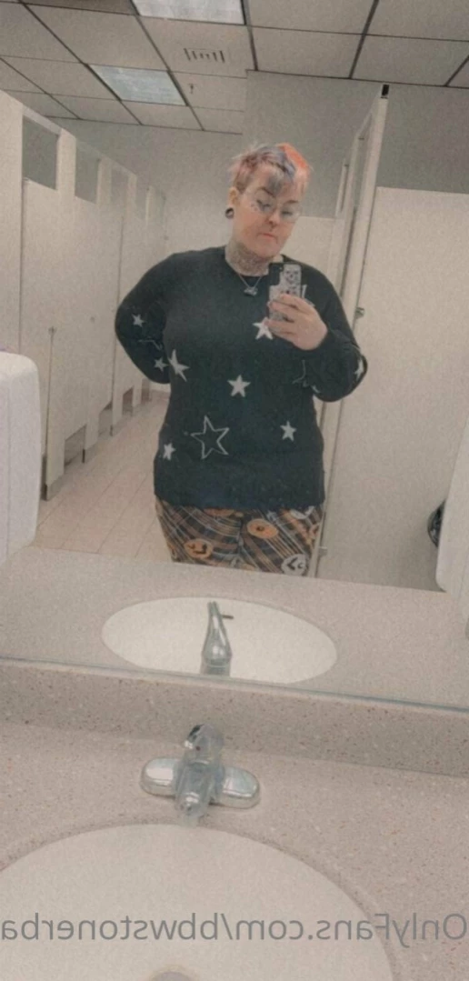 lilbbwstoner Onlyfans leaked photo 16139728 on Hotleaks.tv