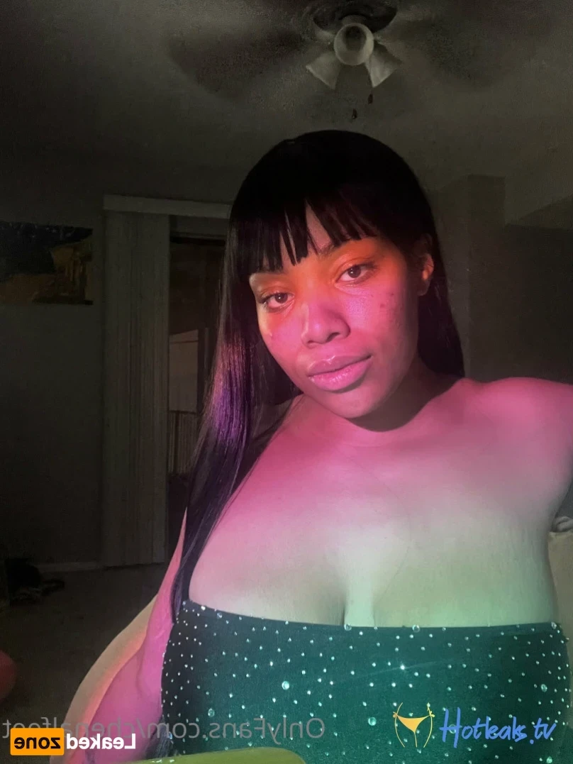 chenalfeet Onlyfans leaked photo 14136690 on Hotleaks.tv