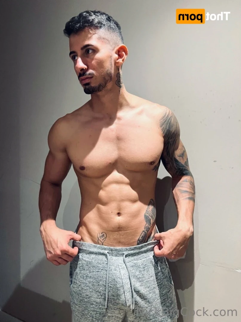🟢 🇬🇧 🇪🇦NickBigCock💪😈🍆💦10 INCH GIANT DICK [ nickbigcock ] Onlyfans leaked photo 12002747 on Hotleaks.tv