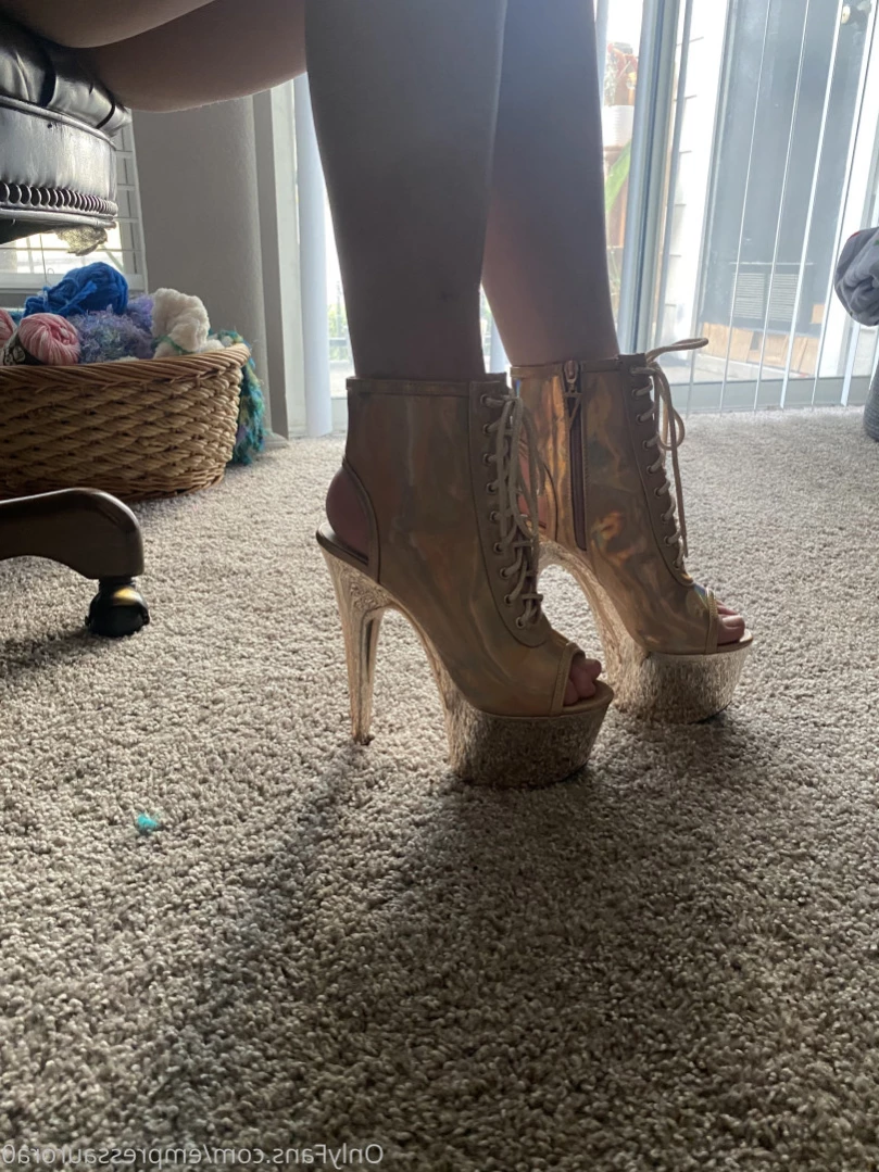 empressaurora0 Onlyfans leaked photo 13275772 on Hotleaks.tv